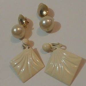 2 for $15 Vintage earrings Sz OS